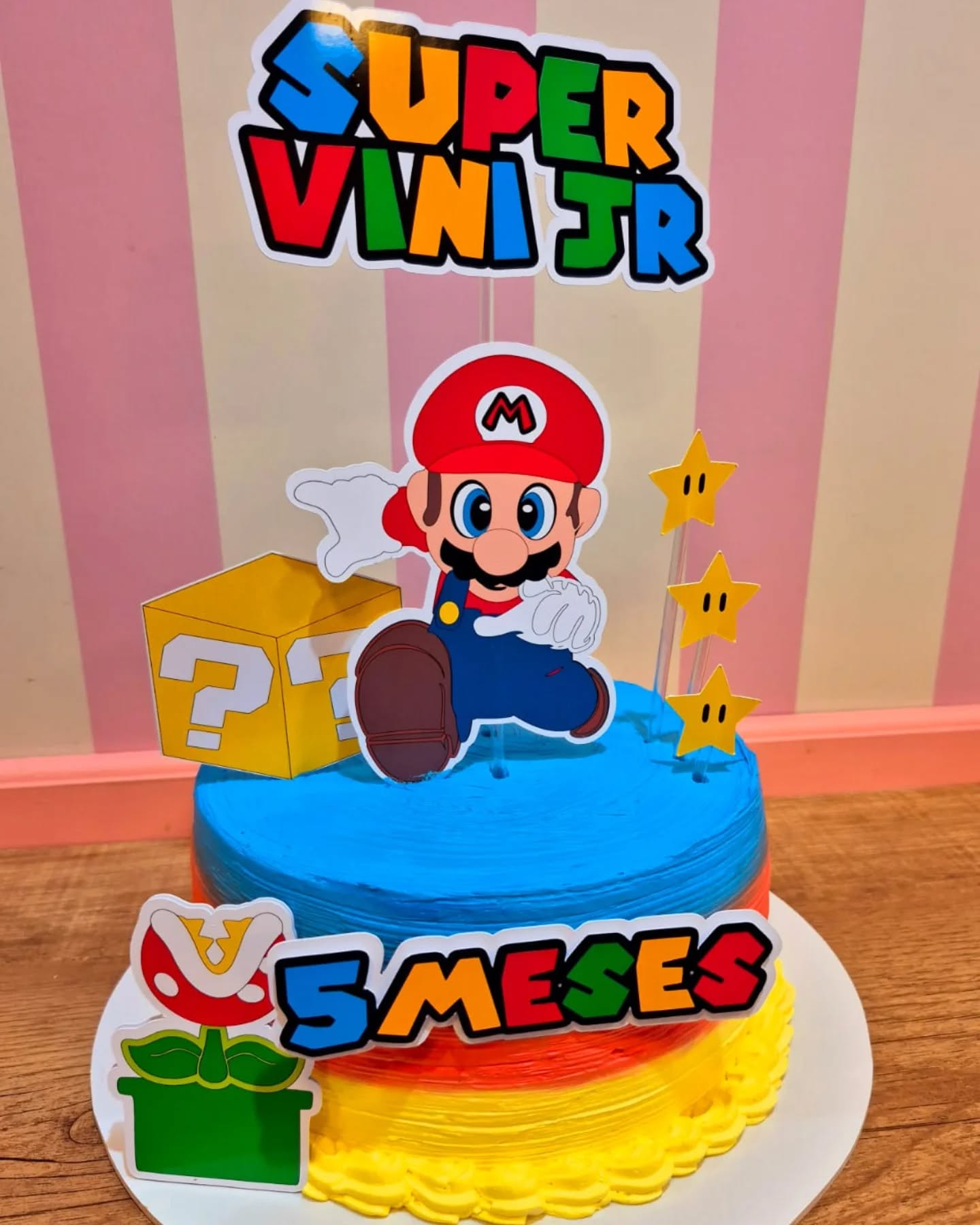 Topo de Bolo Super Mario